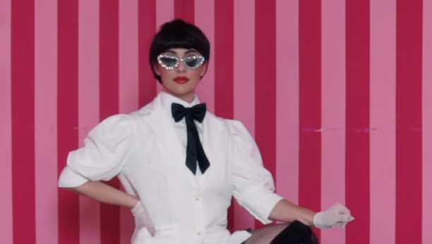 Printscreen/Youtube/Qveen Herby