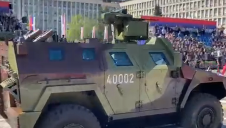 Velika vojna parada "Snaga jedinstva 2025" održana je danas u Beogradu. Tom prilikom prikazano je oko 2.500 sredstava naoružanja i vojne opreme, više od 600 vozila, 70 vazduhoplova i 20 plovnih objekata