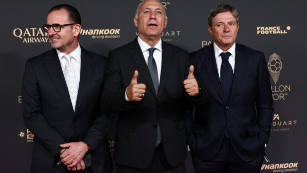 Piksi, Mijatović, Hristo