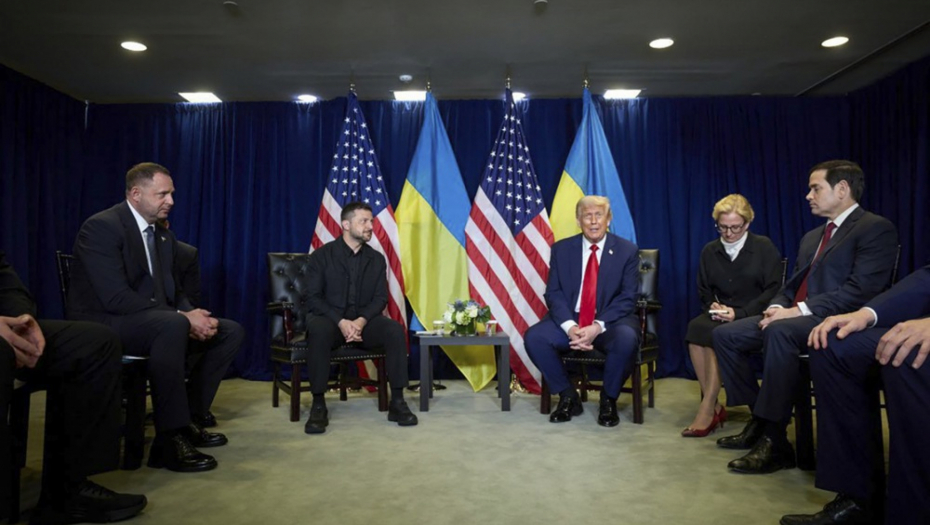 EPA/PRESIDENTIAL PRESS SERVICE HANDOUT