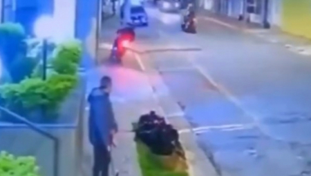 Na društvenim mrežama kruži snimak koji je oduševio ljude širom sveta i još jednom dokazao da je pas čovekov najbolji prijatelj