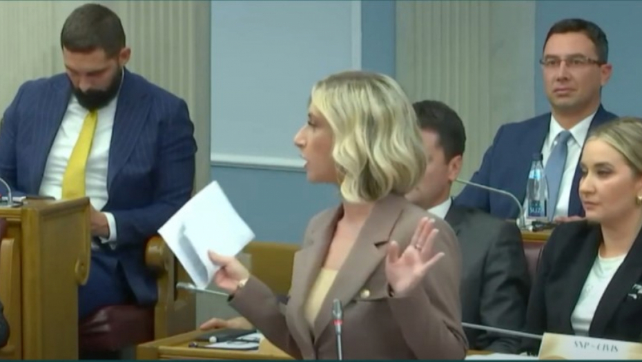 Poslanica SNP-a Slađana Kaluđerović