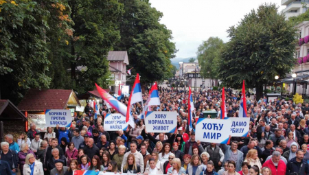 Centar za društvenu stabilnost najavio je danas da će građani koji se proitive blokadama danas, 25. oktobra održati skupove u Požarevcu, Kraljevu i Vranju sa početkom u 17 časova
