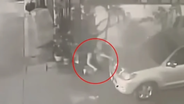 Devojka koja se porodila na ulici