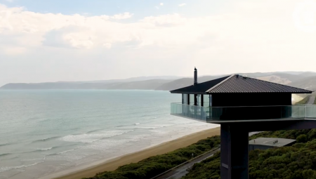 Impresivna kuća na stubu, pored mora, najslikanija kuća u Australiji, ima zanimljivu istoriju.