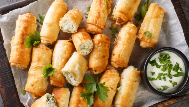 turske rolnice sa sirom