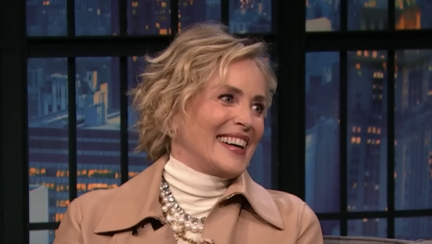 Printscreen/Youtube/Late Night with Seth Meyers