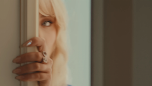 Printscreen/Instagram/Sabrina Carpenter