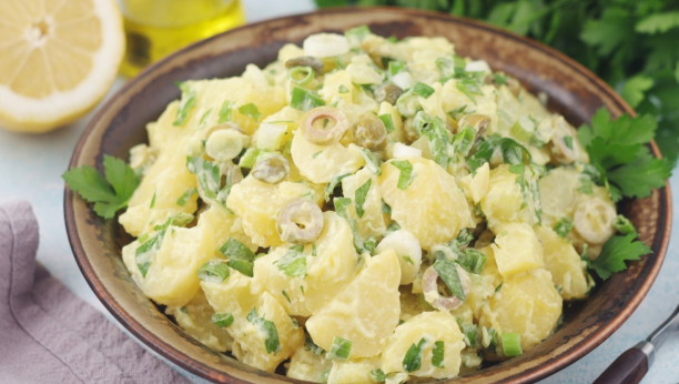 grčka krompir salata