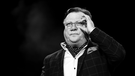 Halid Bešlić je bio bogat za dvoje unučadi koje mu je podarila snaja Mahira