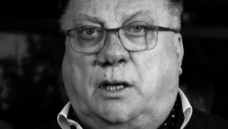 Na društvenoj mreži TikTok pojavio se snimak u kojem Mirza Hatić otvoreno govori o svom pokušaju reketiranja legendarnog pevača