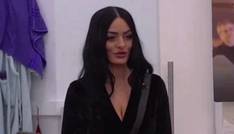 NEPOZNATI DETALJI IZ BOLNICE! Ispovest bivše zadrugarke o najtežem trenutku u životu i operaciji tumora, otkrila potresne detalje (FOTO)