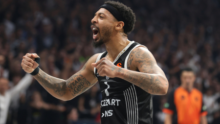 VEST KOJA ĆE ZANIMATI &amp;quot;GROBARE&amp;quot; Evo kada se Karlik Džons vraća na teren