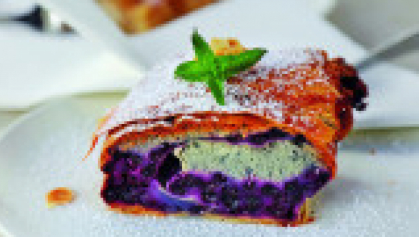 štrudla sa borovnicama