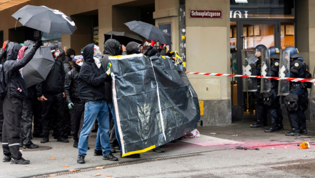 Peter Klaunzer/Keystone via AP