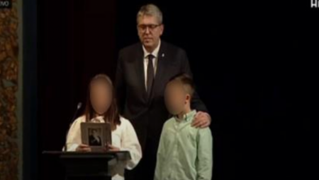 Zbog njenog govora suze su lili svi prisutni na komemoraciji