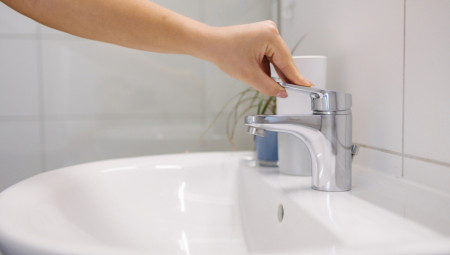 Zbog planiranih radova na mreži, iz JKP "Beogradski vodovod i kanalizacija" najavili su isključenje vode na teritoriji opštine Starog grada