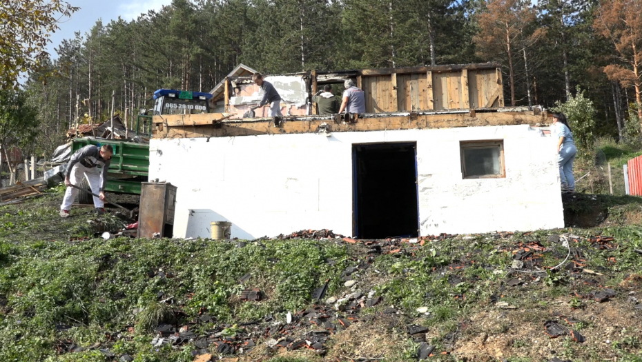 Požar progutao kuću Mašovića