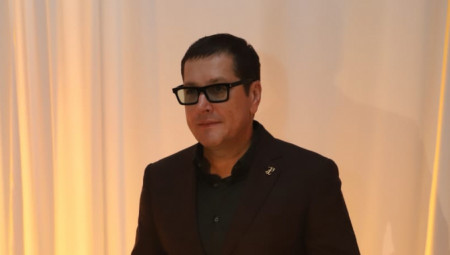 Uprkos što je dana postojao ultrazvuk, čuveni doktor iz Beograda nije video da je reč o dve bebe i ta katastrofalna greška dovela je do tragičnog ishoda, jer se jedna beba ugušila