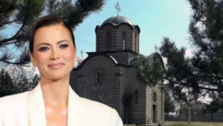 Iako je pravoslavne verosipovesti, pevačica je nedavno na Baliju prisustvovala raznim ceremonijama i njihovim molitvama za prosperitet, ali i za skidanje loše karme