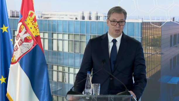 Predsednik Vučić na otvaranju fabrike kompanije Muehlbauer u Staroj pazovi