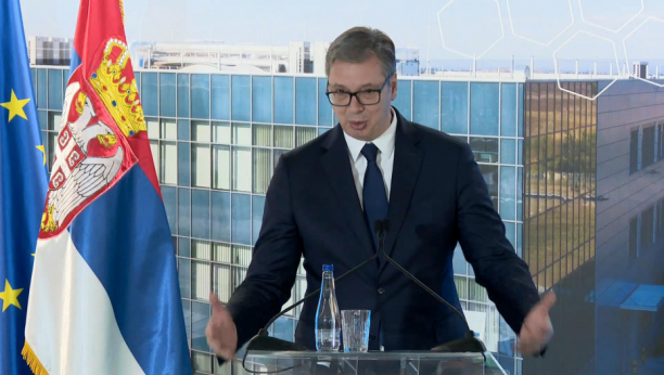 Predsednik Vučić na otvaranju fabrike kompanije Muehlbauer u Staroj pazovi