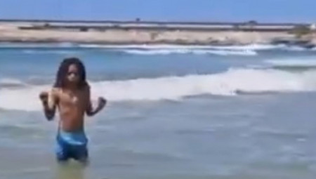 U aprilu ove godine, 40-godišnji Barak Cah, otac četvoro dece iz Izraela, doživeo je tragičnu smrt tokom napada ajkule u Haderi.