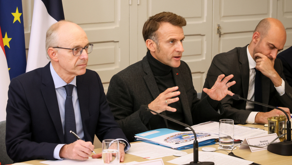 Henry Nicholls/Pool Photo via AP