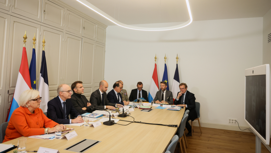 Henry Nicholls/Pool Photo via AP