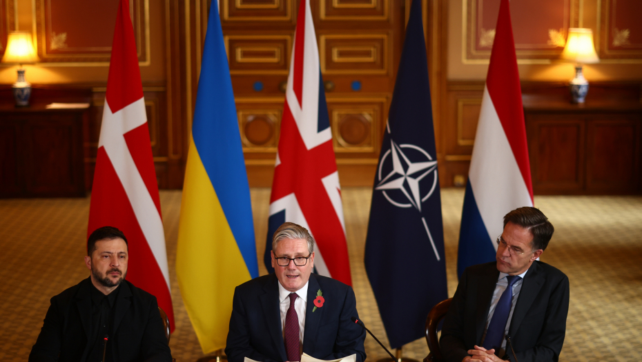 Henry Nicholls/Pool Photo via AP