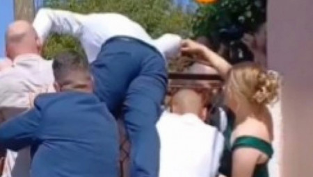 Na venčanjima emocije često dosegnu vrhunac, a euforija ponekad preraste u nekontrolisano ponašanje