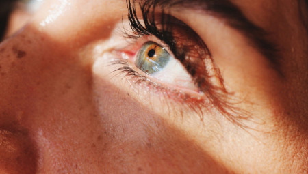 Naučnici sa Univerziteta Kalifornije u Irvinu pronašli su način da poprave vid kod starijih pacijenata.