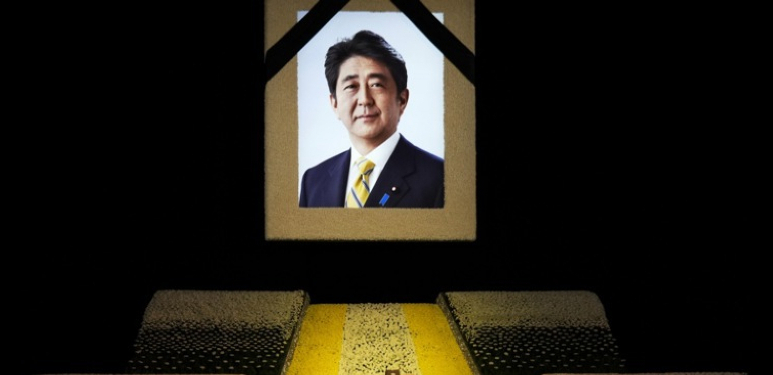 ubijeni japanski premijer