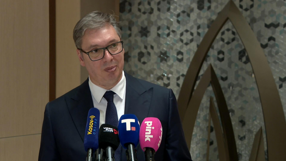 Aleksandar Vučić uživo