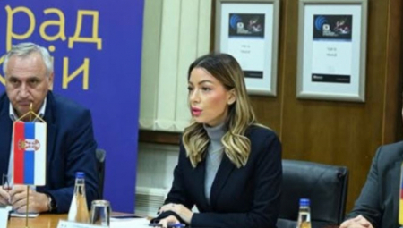 Na sastanak koji je organizovan povodom iznenadnog zatvaranja fabrike Kentaur, odazvalo se deset poslodavaca