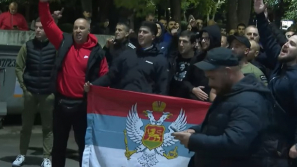 Varvari na pšrotestu protiv Turaka u Podgorici