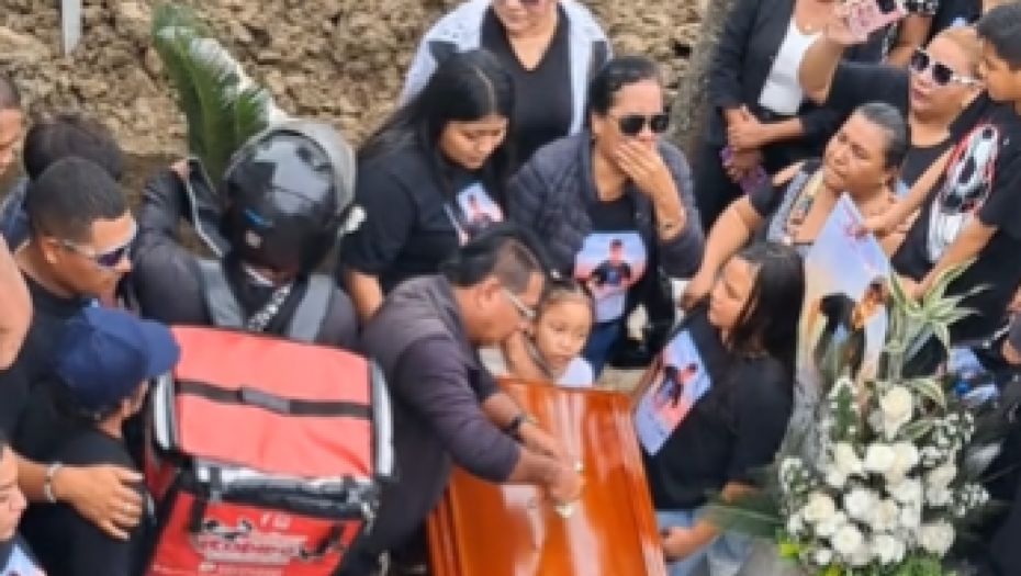 dostavljač upao u raku