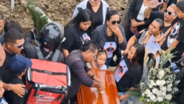 dostavljač upao u raku