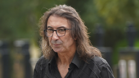 Mimi je radila kao striptizeta, kako bi finansirala svoju muzičku karijeru