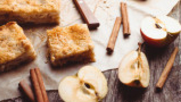 lenja pita sa jabukama