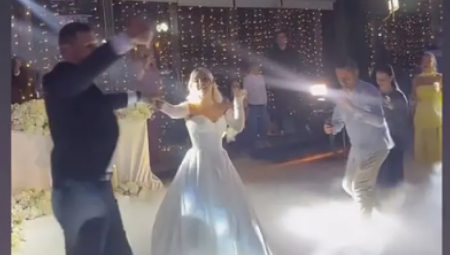 Iako su njih dvoje postali roditelji devojčice Monike još u aprilu, za svadbeno veselje su želeli da malo sačekaju te je fešta sada organizovana