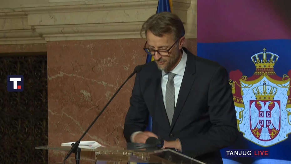 Obraćanje predsednice Narodne skupštine Ane Brnabić i šefa delegacije EUu Srbiji Fon Bekereta