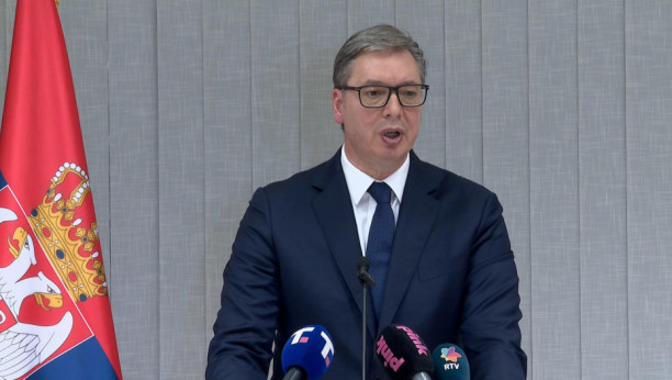 Predsednik Sbije Aleksandar Vučić se obraća iz Brisela