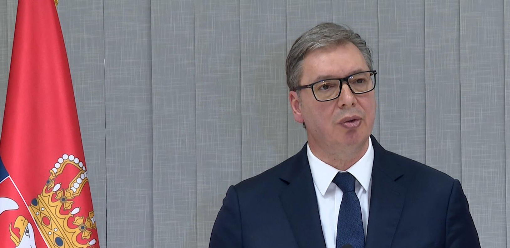 Predsednik Sbije Aleksandar Vučić se obraća iz Brisela