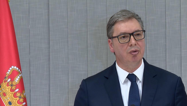 Predsednik Sbije Aleksandar Vučić se obraća iz Brisela