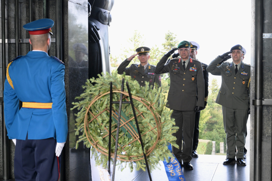 Milan Mojsilović sa načelnikom Generalštaba nacionalne odbrane Grčke generalom Dimitriosom Hupisom