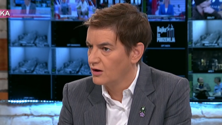 Predsednica Skupštine Srbije Ana Brnabić oštro je odgovorila na objavu Dragana Đilasa, koji je pozvao Ursulu fon der Lajen da ne dozvoli napredak Srbije