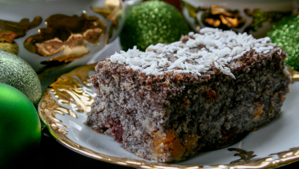 posni kolač sa jabukama