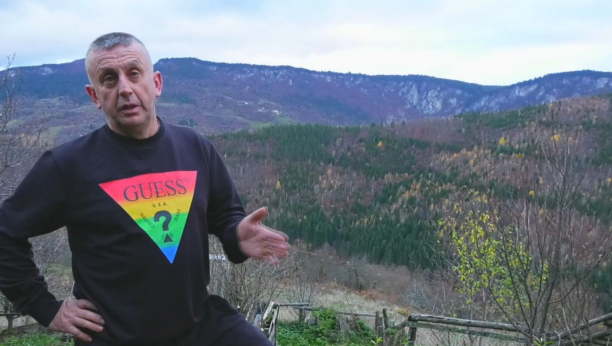 Milenko poklanjao zemlju