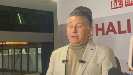 HALID MIUSLIMOVIĆ POZVAO ZORICU BRUNCLIK NA KONCERT Potez Kemiša iznenadio pevača, nije mogao da veruje šta čuje!